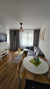Posedenie v ubytovaní Apartament Boho