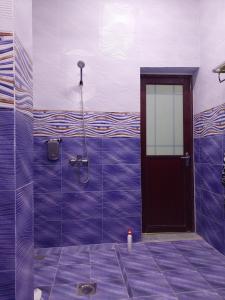 Koupelna v ubytování Hotel Ain Safnan Room&Flats فندق عين صفنان غرف&شقق