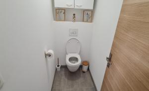 Kúpeľňa v ubytovaní Le cocon des bois