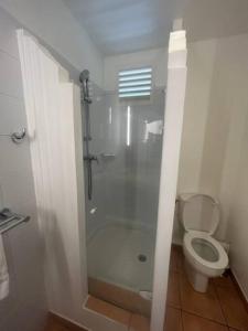 Koupelna v ubytování Appartement 3 personnes - Sainte-Luce + 2 fotografie