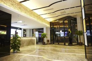 Vstupní hala nebo recepce v ubytování Lavande Hotel Zhanjiang Guomao