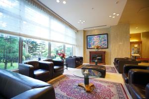 Posezení v ubytování Bellevue Garden Hotel Kansai International Airport