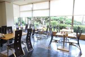 Restaurace v ubytování Bellevue Garden Hotel Kansai International Airport