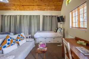 מיטה או מיטות בחדר ב-Lanherne Guest House Bed & Breakfast