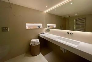 Foto dalla galleria di Silou Retreat a Champdepraz