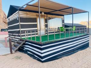 Foto sihtkohas Wadi Rum asuva majutusasutuse Moon Rum LuxuryCamp galeriist