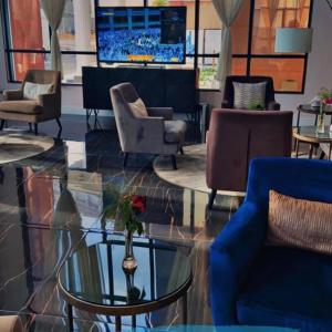 Area lounge atau bar di حيات الفرسان الفندقية