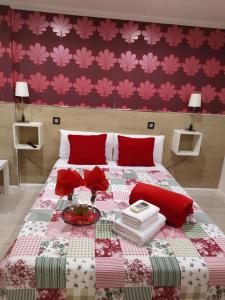 Łóżko lub łóżka w pokoju w obiekcie Hostal Inn Madrid