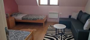 Postel nebo postele na pokoji v ubytování Mountain inn