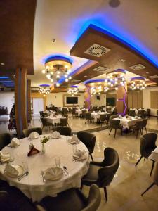Ema apartman - Zlatar餐厅或其他用餐的地方
