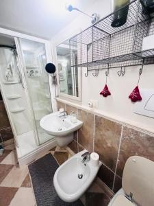 Ένα μπάνιο στο la casetta di anita in toscana arezzo +25 φωτογραφίες