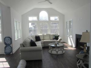 Φωτογραφία από το άλμπουμ του Oceanblock New Construction, 6 Houses From Beach σε Brant Beach