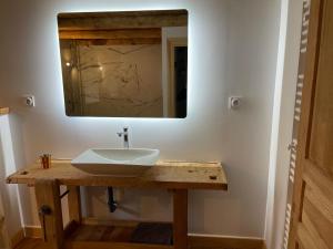 Galeriebild der Unterkunft MAISON DE VILLAGE in Chambon-le-Château