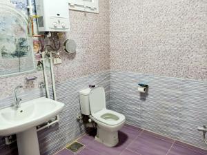 Ένα μπάνιο στο Panoramic Apartment looks over Nile river +20 φωτογραφίες