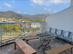 Bukhan Mountain Penthouse tesisinde bir balkon veya teras