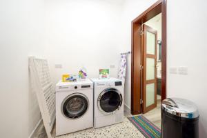 Фотография из галереи 3 Bedroom House of Character in Rabat в Рабате