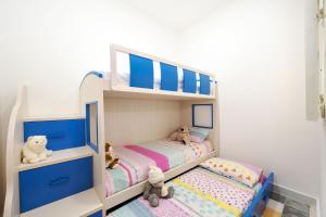 Кровать или кровати в номере 3 Bedroom House of Character in Rabat