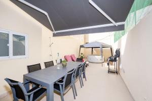 Гостиная зона в 3 Bedroom House of Character in Rabat