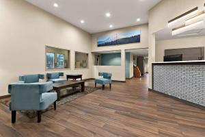 Posezení v ubytování Sleep Inn Kelso Longview