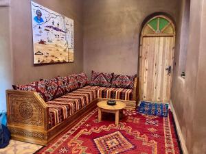 A seating area at Riad Imuhar