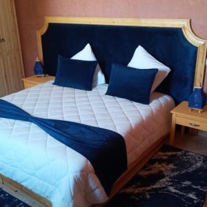 Posteľ alebo postele v izbe v ubytovaní Villa Paradis