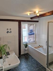 Koupelna v ubytování MOREHOME-Apartments Oldtown Flair