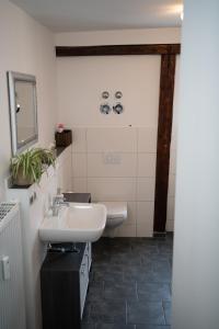 Koupelna v ubytování MOREHOME-Apartments Oldtown Flair