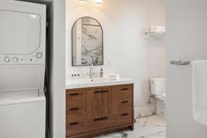 Koupelna v ubytování Charlesgate Suites