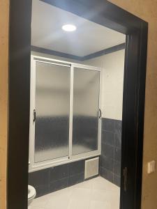 Koupelna v ubytování Appartement De Luxe A Wilaya De Tetouan