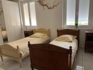 Imagen de la galería de Chambre-Studio en rez-de-jardin, en Ytres 3 fotos más