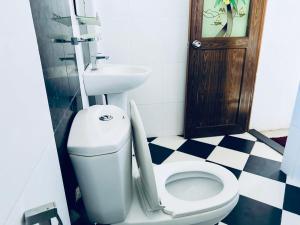 Vannituba majutusasutuses Hotel Miami