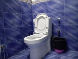 Koupelna v ubytování Hotel Ain Safnan Room&Flats فندق عين صفنان غرف&شقق