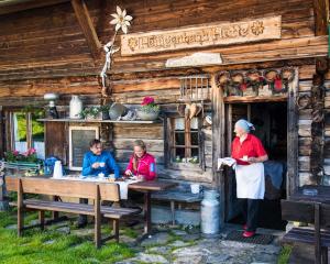 Gestir sem dvelja á Fleissner Hütte