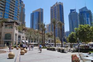 Nespecifikovaný výhled na destinaci Dubaj nebo výhled na město při pohledu z ubytování v soukromí