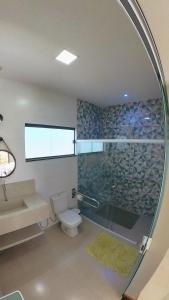 Kúpeľňa v ubytovaní Blue House Vale do Capão