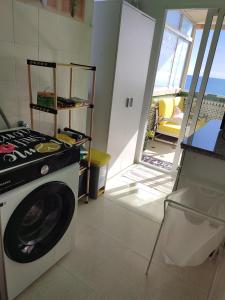 Kuchyňa alebo kuchynka v ubytovaní Apartamento en Playa Semi-Privada