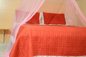 Gallery image of Triple Tee Gardens & Accomodation in Wakiso +120 photos