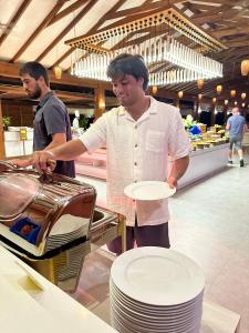Hosté ubytování Fiyavalhu Resort Maldives + 37 fotografií
