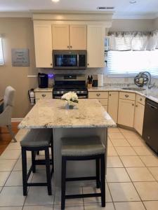 Gallery image of Fabulous Condo With Bay Views! in Beach Haven