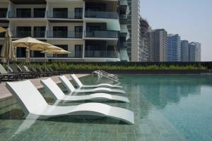 Piscina di Esclusive 1BR full Burj Khalifa View o nelle vicinanze