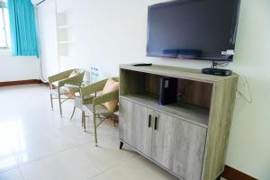 TV a/nebo společenská místnost v ubytování Chuncheng B&B + 22 fotografií