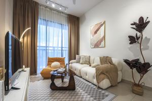 7mins to Mid Valley Central Of Old Klang Road By Nexx Field