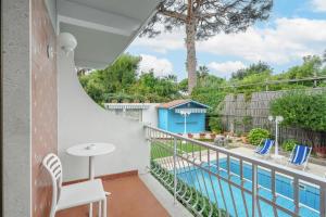 Bazén v ubytování Hotel Eliseo Park's nebo v jeho okolí