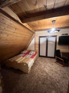 Posteľ alebo postele v izbe v ubytovaní Apartamenty i Domki Taterka