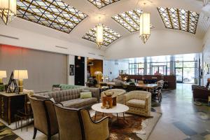 a lobby with couches and chairs and tables at Uptown 1br w fire pits rooftop nr L red line CHI-979 in Chicago