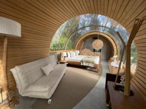 Istumisnurk majutusasutuses Bubble Lodge Bois Chéri Plantation