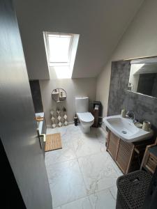 Fotografie z fotogalerie ubytování Logement studio v destinaci Quintin