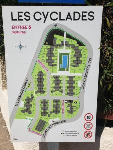 Zdjęcie z galerii obiektu Belles prestations pour ce pavillon moderne avec piscine - 6CYC59 w mieście Saint-Cyprien-Plage