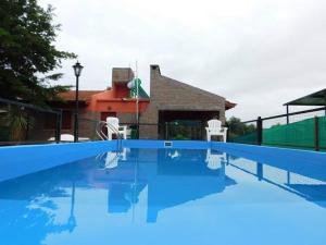 Hồ bơi trong/gần Dúplex PIRULO