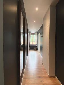 Φωτογραφία από το άλμπουμ του Appartement 2 chambres complet chic et cosy σε Sains-Richaumont